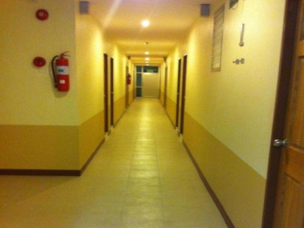 Trat Center Hotel Εξωτερικό φωτογραφία